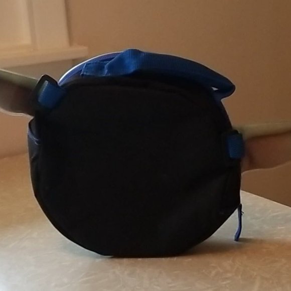 Star Wars Baby Yoda Kid's Circle Zipper Lunch Pail by Lucas Films - Picture 3 of 4